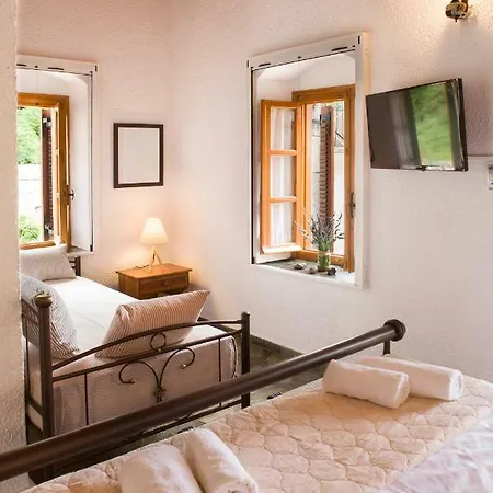 Villa Kastania Kastanéa Extérieur photo